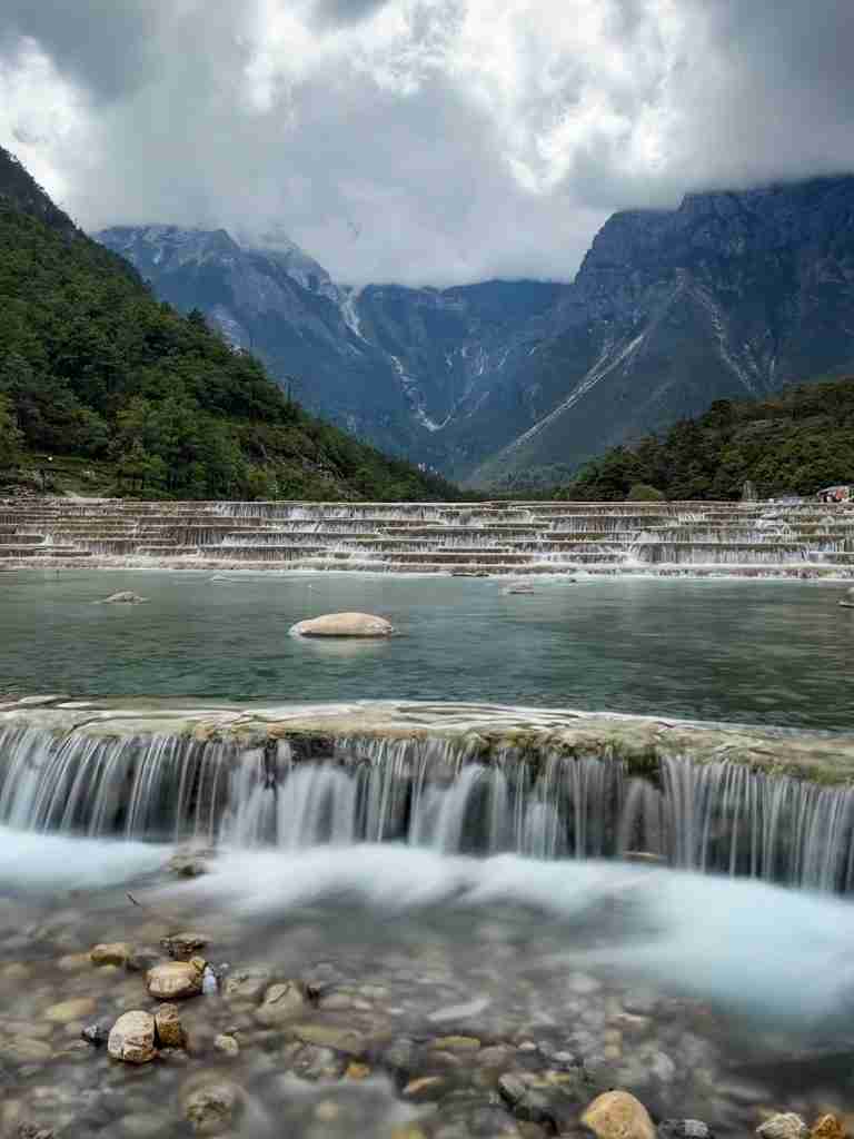 Jade Dragon Snow Mountain views